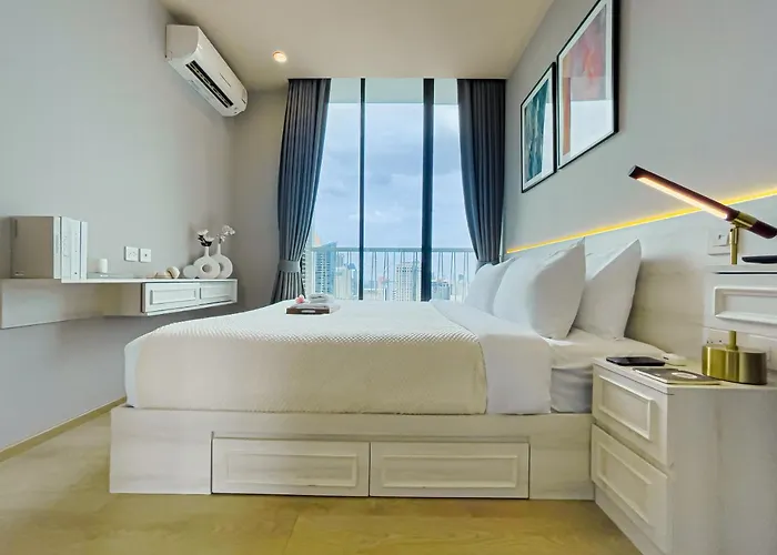 Cbd Living 2 Bedroom ︱prime Sukhumvit ︱walk To Bts Asok & Mrt Skv ︱ultrawi-fi Bangkok