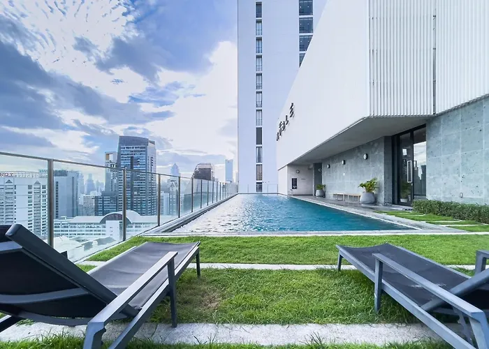 Cbd Living 2 Bedroom ︱prime Sukhumvit ︱walk To Bts Asok & Mrt Skv ︱ultrawi-fi Apartment